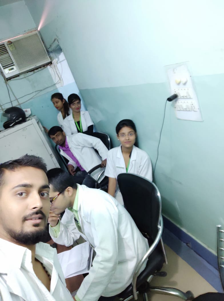   become a lab technician in patna,  become a radiographer in patna,  